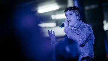 «‎Згоріла» за два місяці»: зірка естради 90-х шокував зізнанням про смерть власної дочки