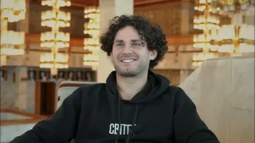 «‎Привіт, а пам’ятаєш мене?»: відомий український актор зізнався, як популярність вплинула на його життя