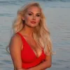 Нова пісня про кохання та створений за дві години кліп: Катерина Бужинська потішила шанувальників прем’єрою