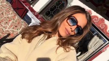 Онучка Ротару викликала шквал емоцій у мережі образом у відвертій сукні-комбінації: який вигляд вона має