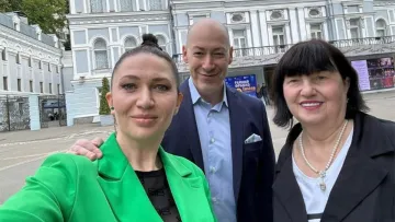 Тещa Гордона підкорює YouTube: Інна Миколаївна ділиться рецептами і життєвими історіями