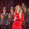 «Постійно перевіряють»: Alena Omargalieva – про прикордонників, гастролі Європою та вміст своїх валіз