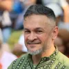 «Вдома понад 10»: шеф-кухар Ектор Хіменес-Браво зізнався, що найбільше любить носити – це не пончо