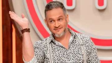 «Рецепт від моєї бабусі»: Ектор Хіменес-Браво показав, як приготувати швидкий домашній десерт