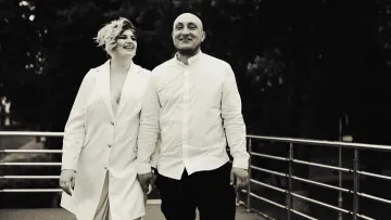 «Рік тому я тримала в руках обручку, яка зараз лежить на дні озера»: Оля Фільова повідомила про розлучення