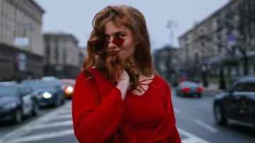 Геля Зозуля приміряла образ Уми Турман з «Кримінального чтива»: фото неймовірного перевтілення співачки