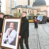 У Львові попрощалися зі Степаном Гігою: фото та відео з похорону Народного артиста України