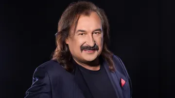 Степан Гіга потрапив до лікарні та переніс операцію: що відомо про стан здоров’я Народного артиста України