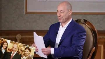 Гордон показав фото з моделями у власному кабінеті: до чого тут Трамп