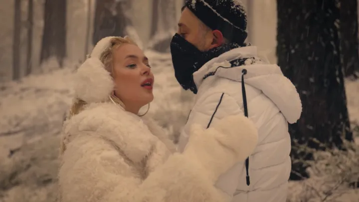 Аліна Гросу перестала приховувати свого чоловіка – від кого вагітна співачка