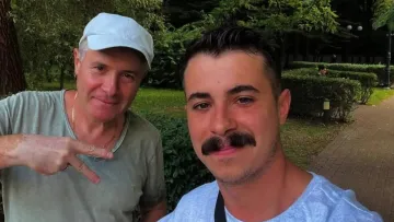 Син Костянтина Грубича показав, який мав вигляд після втрати руки на війні: «‎Фото зроблене місяць тому»