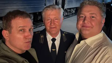 На вокзалі у Києві посеред літа випав сніг: як це стало можливим та до чого тут Горбунов і Боклан