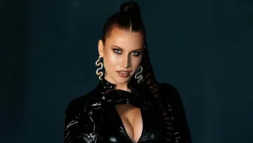 «Не можна було навіть шепотіти»: співачка ZHANNET розповіла про важку операцію