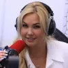 Відразу вирушила на фронт: співачка Камалія розповіла про весілля сестри 