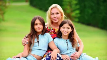 Камалія повернула доньок в Україну під час війни: співачка зізналася, чому пішла на такий крок