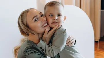 «У кожного свій шлях»: дружина Віктора Павліка розповіла про прогрес у лікуванні сина