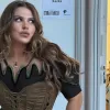 «Користується популярністю»: оголена солістка KAZKA Заріцька блиснула своїми принадами, прикритими піною