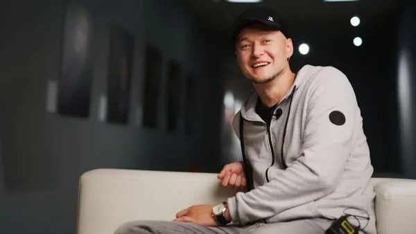 «Це мої діти, чого я їх буду…»: Хливнюк пояснив, як ставиться до своїх російськомовних хітів