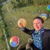 Дмитро Комаров показав свій годинник за понад 16 тисяч: ось який аксесуар ведучий завжди бере у подорожі
