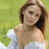 Женя зі «‎Сватів» виросла: ось як зараз виглядає акторка, що зіграла у відомому серіалі