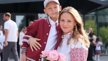 Все здав як є: 8-річний син Анни Кошмал розповів, на що актриса витрачає гроші