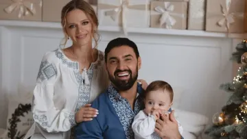 «Моя мотивація і мій щоденний «пендель»: Козловський зворушливо привітав маленького сина з днем народження