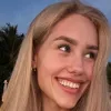 «Я була у броні поки...»: дівчина футболіста Динамо Бражка Квіткова постала у незвичному образі – фото