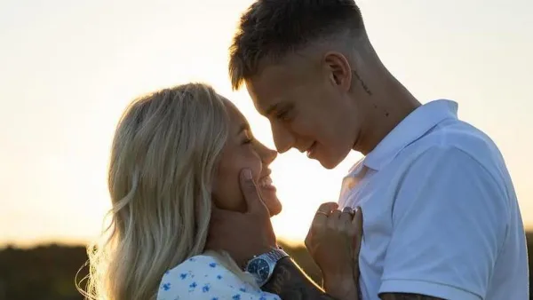 «А чого моєму коханому ревнувати»: Квіткова розповіла про відносини Бражка з її колишнім чоловіком Добриніним