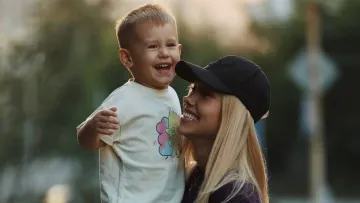 Квіткова «зависла» на півгодини з дитиною за незвичним заняттям: що робила «Холостячка»