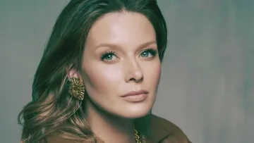 «З характерним характером»: Любава Грешнова в леопарді та гіпюрі вразила новою фотосесією