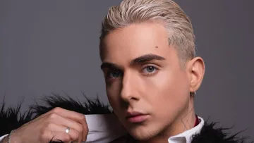 «Заблокував двері і поїхав»: співак MELOVIN розповів про дивний інцидент із таксистом 