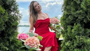 Наталія Могилевська показала свій квітник: що росте на терасі народної артистки України