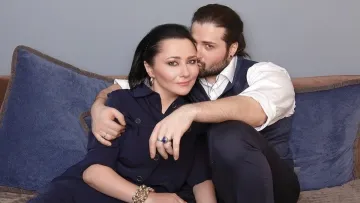 «Є миті, коли слова зайві»: Мозгова показала зустріч доньки з Аксельродом