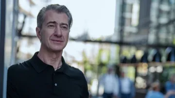 «Це не секрет»: продюсер Нікітін відверто розповів, де живе та навчається його з Горбачовою старша донька