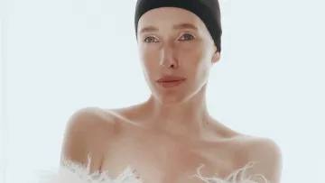 «Неймовірна, як П'єро»: телеведуча Катя Осадча перевтілилась для нової фотосесії