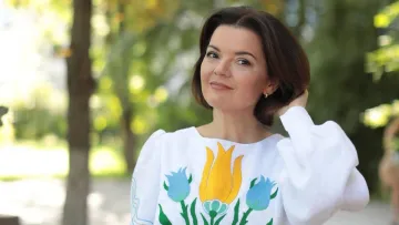«‎Шкіра травмується, набрякає»: телеведуча Марічка Падалко згадала про невдалий досвід з б'юті процедурами