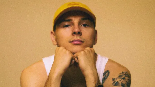 Кліп відомого українського співака видалили з Youtube: Parfeniuk звинуватив лейбл у «брудній» грі