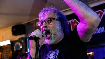 Перший соліст Iron Maiden Пол Маріо Дей помер в Австралії: яка хвороба спіткала попередника Брюса Дікінсона