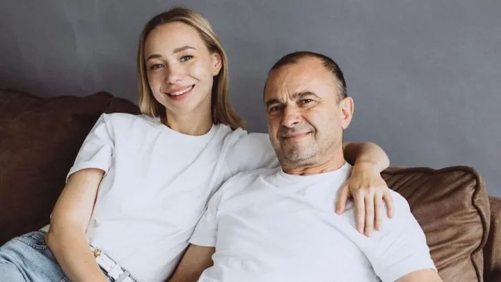 В ЖК, де мешкає родина співака Віктора Павліка, влучив бойовий дрон РФ: дружина артиста показала руйнування