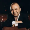У Віктора Павліка новий «залізний друг»: народний артист заінтригував свіжим фото у мережі 
