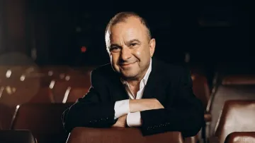 У Віктора Павліка новий «залізний друг»: народний артист заінтригував свіжим фото у мережі 