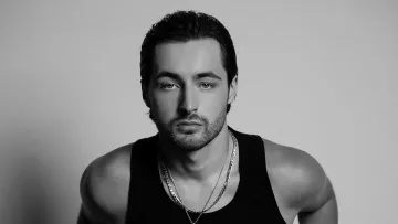 «Свідомо прийшов до цього кроку»: KHAYAT розповів про своє справжнє прізвище та чому вирішив його змінити