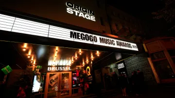 Особлива гостя, зіркові шкарпетки і запізнення Козловського: як пройшла церемонія MEGOGO MUSIC AWARDS 2025