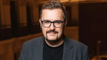 Шлях від консерваторії до звання Народного артиста України: Олександру Пономарьову виповнюється 52 роки