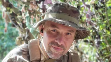 «Не героїчна робота...»: списаний із ЗСУ відомий телеведучий працевлаштувався в одному з міністерств