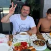 «Кому війна, кому – відпочинок»: у мережі обрушилися з критикою на Решетніка через виїзд в Іспанію до сім'ї