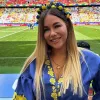 Дружина гравця збірної України Малиновського зустрілася із зіркою Голлівуду: Роксана похизувалася фото 