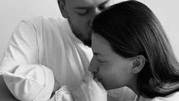 Бех-Романчук розчулила мережу фото з пологового будинку: ніжні світлини