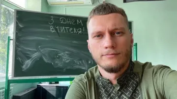 «Показала справжнє безумовне кохання»: зірковий вчитель Руслан Ігорович розсекретив свою дівчину