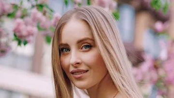 «Мій капітошка»: Анна Сагайдачна показала шестимісячного сина на сімейному святі